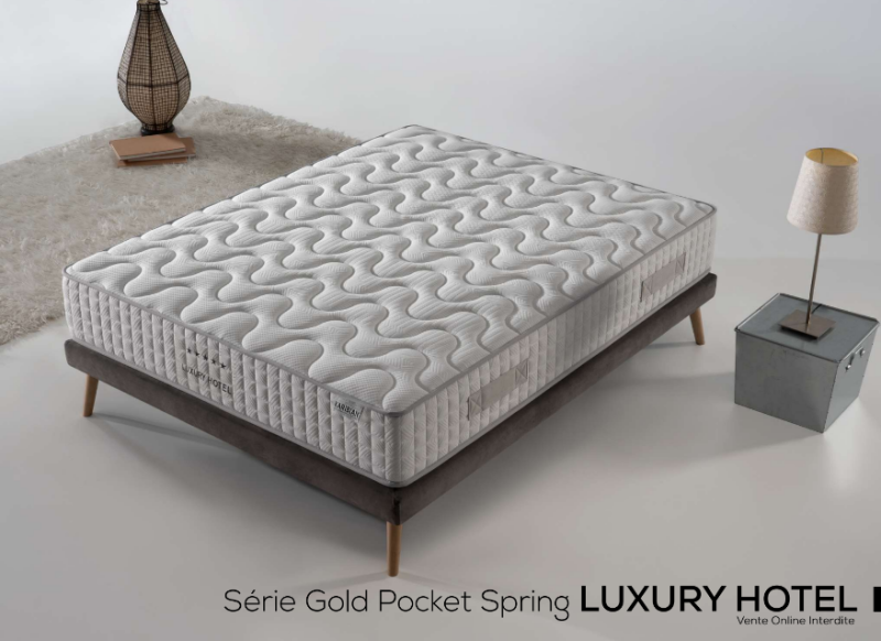 Matelas Luxury Hotel Série Gold Pocket Spring 25 cm avec ressorts ensachés et mémoire de forme près de Fréjus